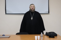 Московский священник поделился опытом служения с хабаровскими семинаристами