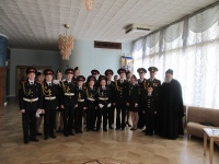 Хор хабаровских кадетов принял участие в сольном концерте Татьяны Петровой