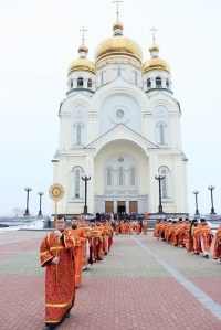 Благодатный огонь прибыл в Хабаровск