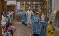 Митрополит Владимир совершил всенощное бдение в главном храме Хабаровска