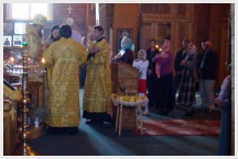 Воскресная служба в кафедральном Свято-Троицком соборе г. Анaдыря (30 августа 2008 года)
