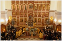 Рождественское Богослужение в Спасо-Преображенском кафедральном соборе города Хабаровска (7 января 2009 года)