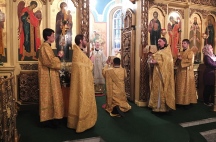 Престольный праздник в Свято-Иннокентьевском храме Хабаровска. 9 декабря 2013 г.