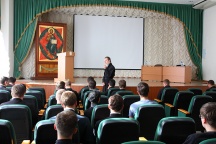 Встреча  студентов Хабаровской духовной семинарии с сотрудником Синодального информационного отдела Денисом Маханько. 12 сентября 2011г.