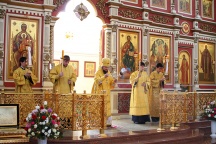 Первая соборная Литургия четырех архипастырей Приамурской митрополии. 5 февраля 2012 года