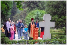 Панихида по погибшим в Великой Отечественной войне в Пекине (9 мая 2008 года)